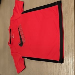 Boy's Nike Dri-fit tee